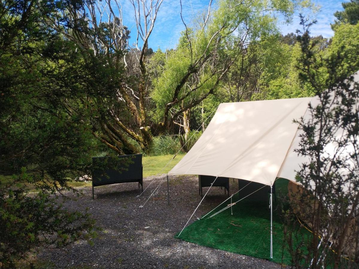 Glamping At Zeehan Bush Camp Buitenkant foto