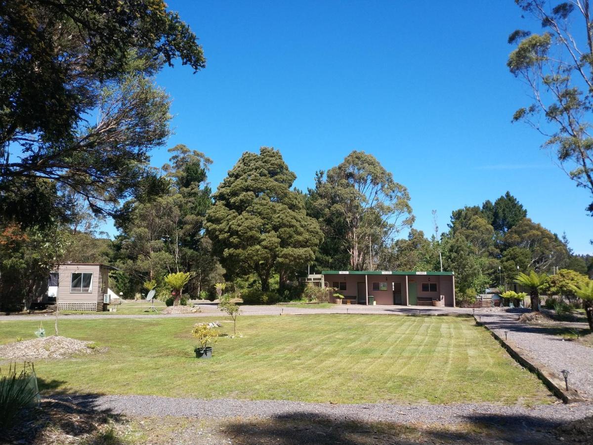 Glamping At Zeehan Bush Camp Buitenkant foto